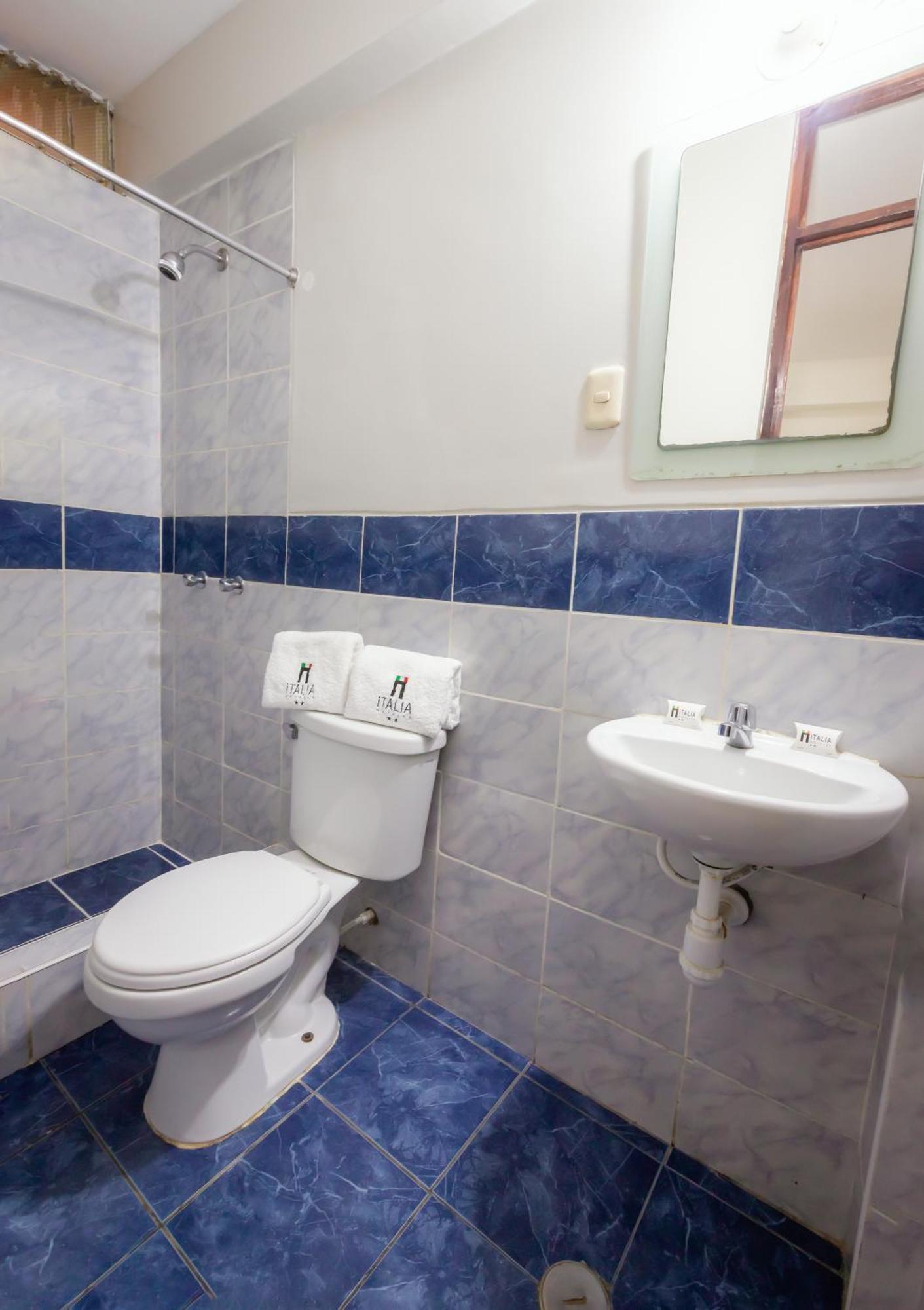 Hotel Italia I Chiclayo Zewnętrze zdjęcie